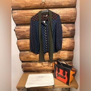 😍NWT S Alice & Olivia Silk Blouse in Black & Blue w/Yellow Dot Scarf